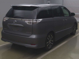 2013 Toyota Estima