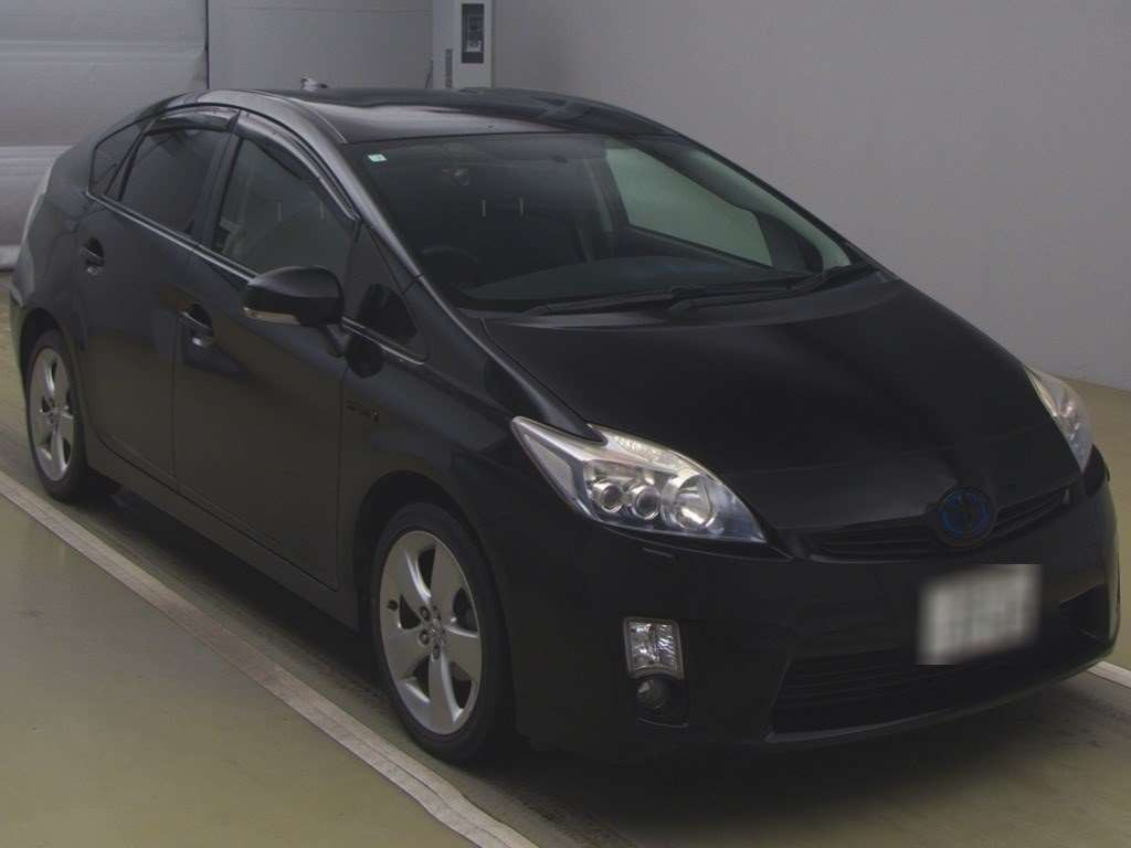 2010 Toyota Prius ZVW30[2]