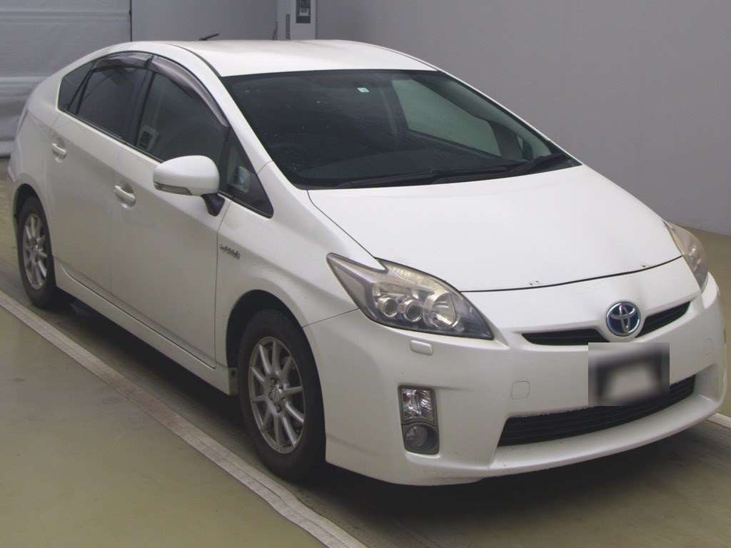 2010 Toyota Prius ZVW30[2]