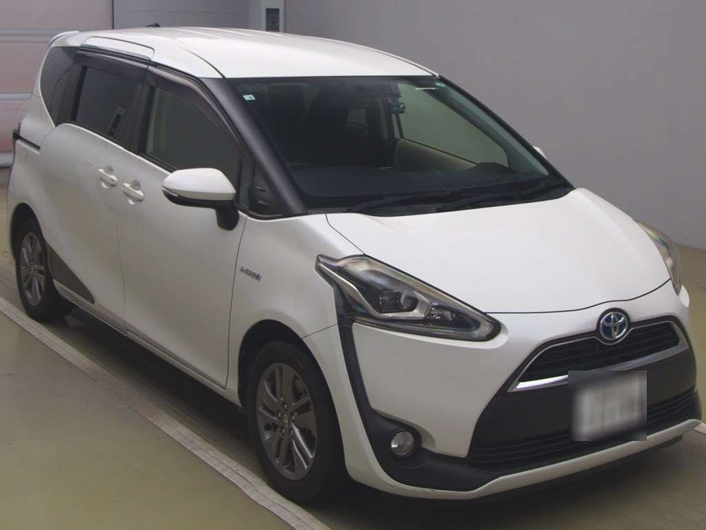 2016 Toyota Sienta NHP170G[2]