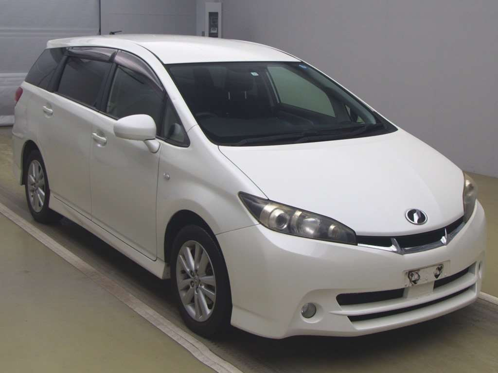 2011 Toyota Wish ZGE20W[2]