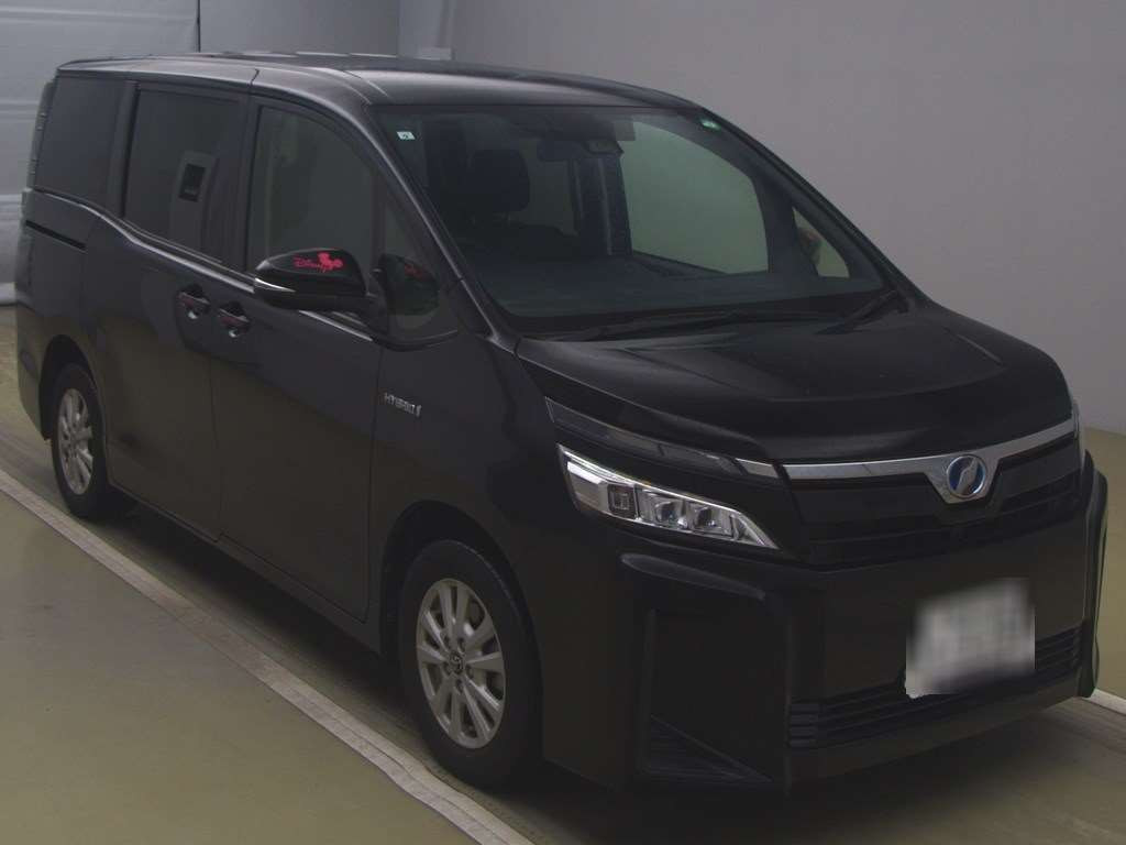 2017 Toyota Voxy ZWR80G[2]