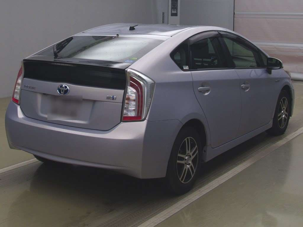 2012 Toyota Prius ZVW30[1]