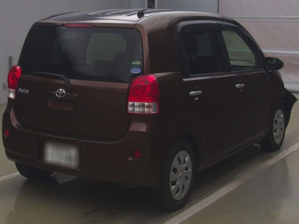 2016 Toyota Porte NSP141[1]