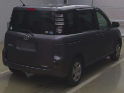 2010 Toyota Sienta