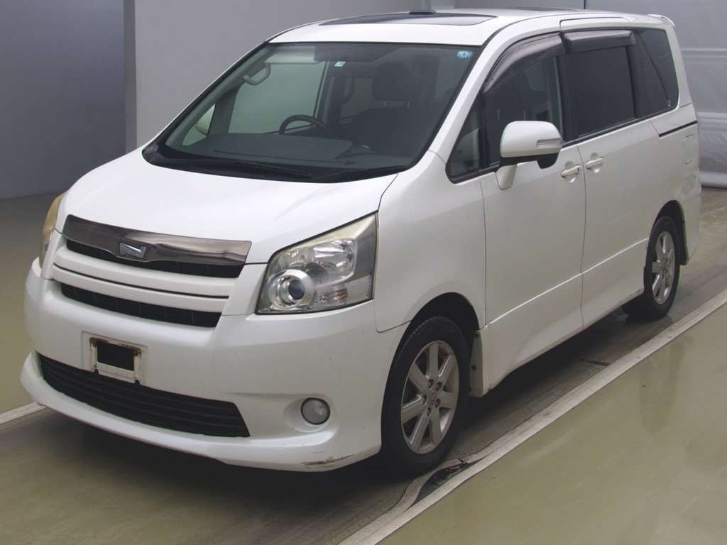 2007 Toyota Noah ZRR70W[0]