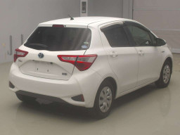 2017 Toyota Vitz