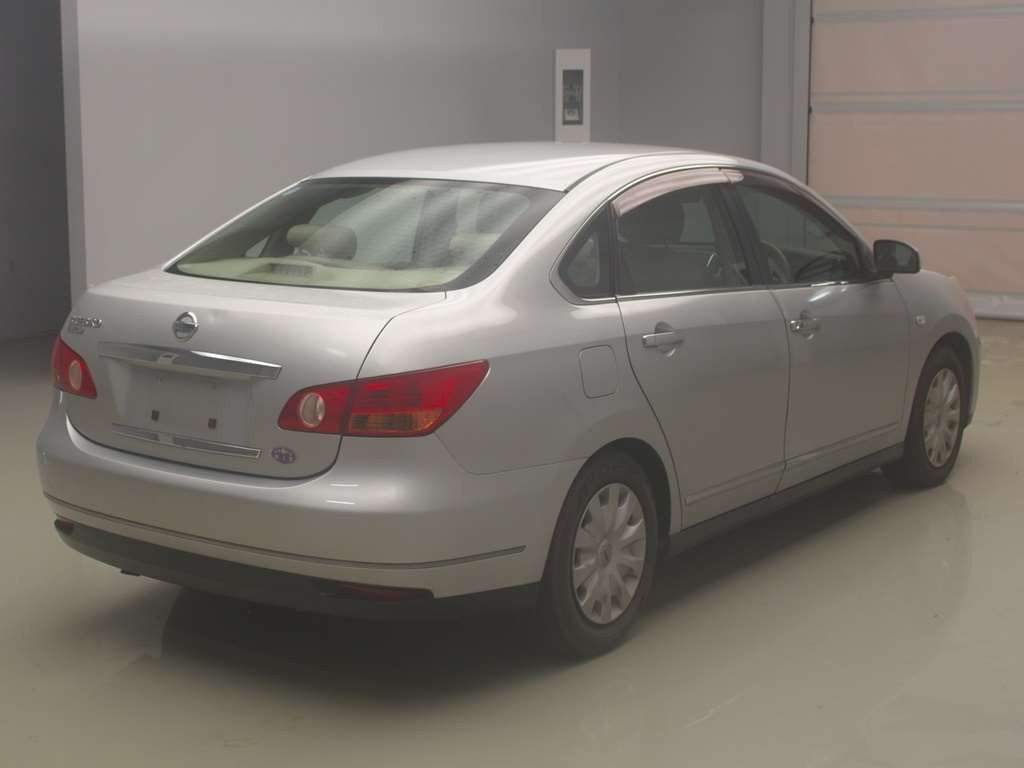 2011 Nissan Bluebird Sylphy KG11[1]