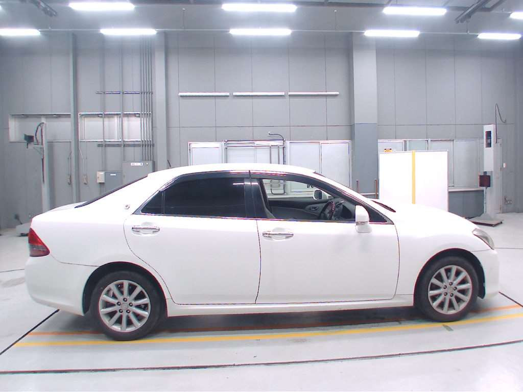 2008 Toyota Crown GRS200[2]