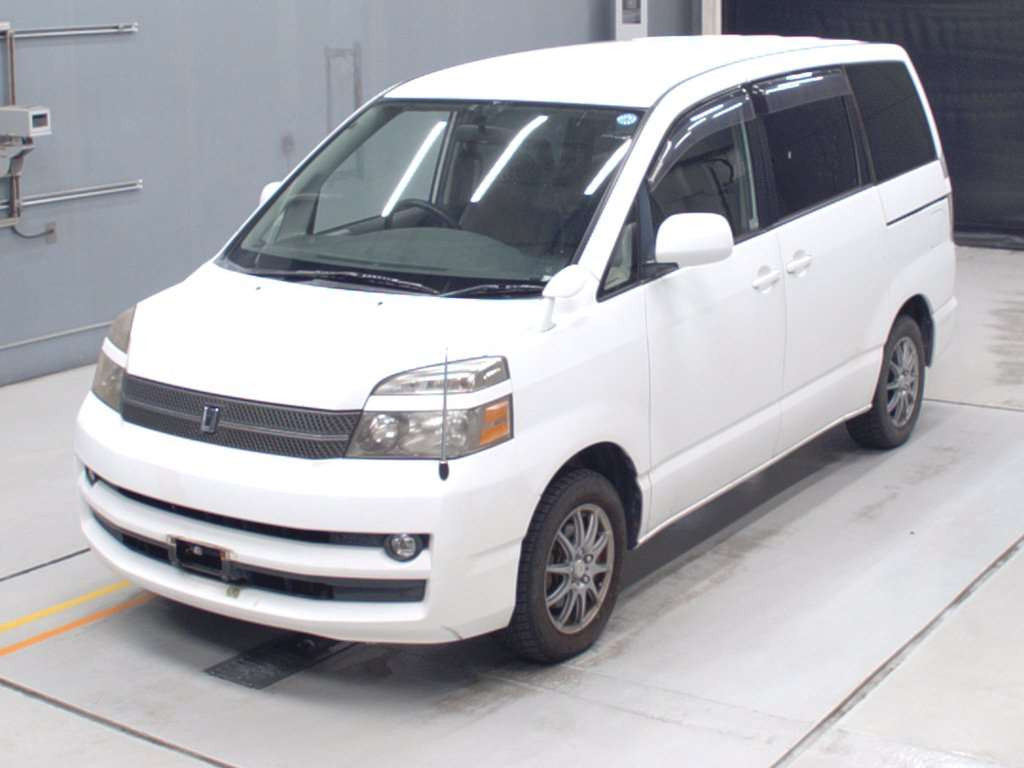 2005 Toyota Voxy AZR60G[0]