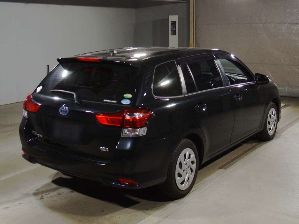 2020 Toyota Corolla Fielder NKE165G[1]