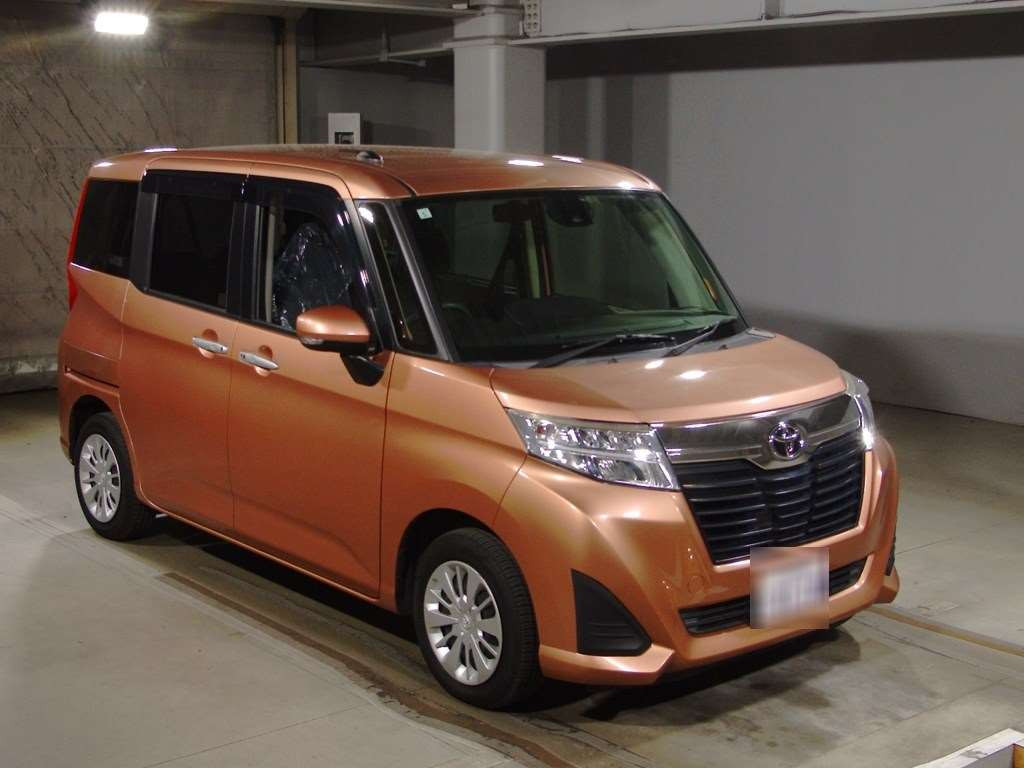 2017 Toyota Roomy M900A[2]