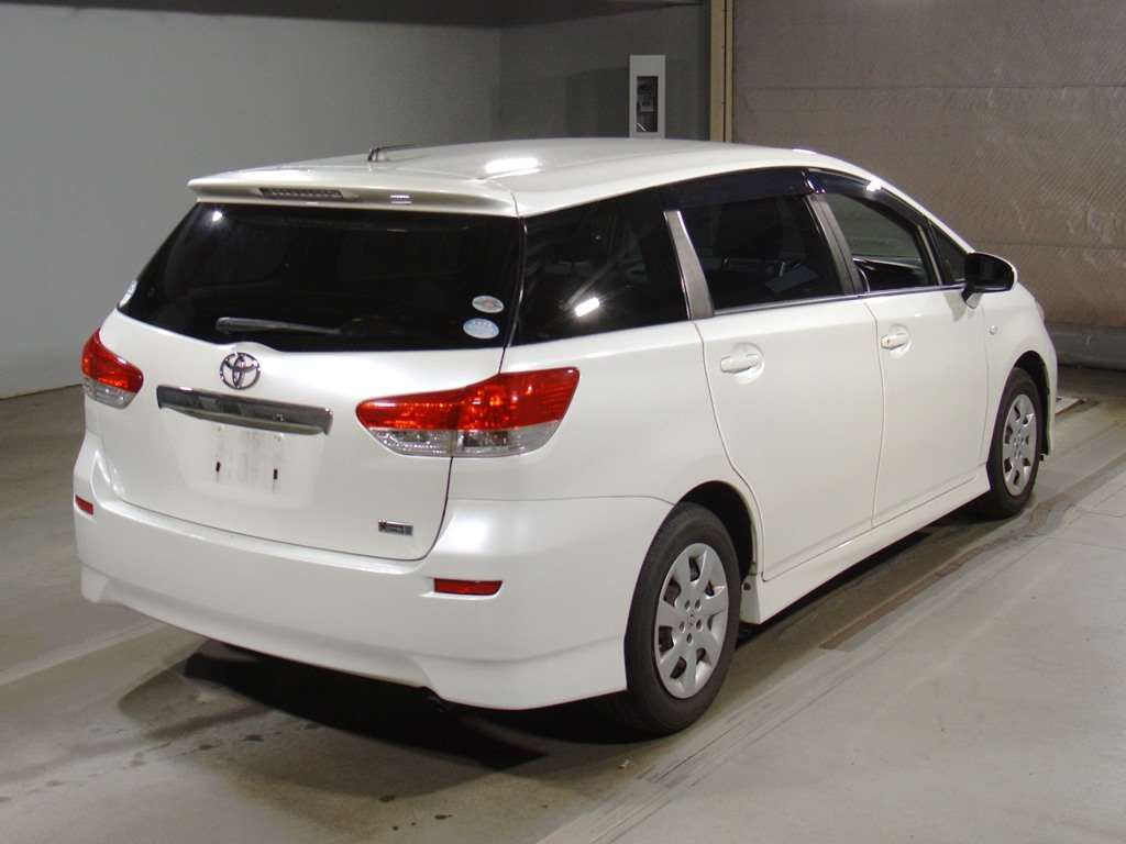 2010 Toyota Wish ZGE20G[1]