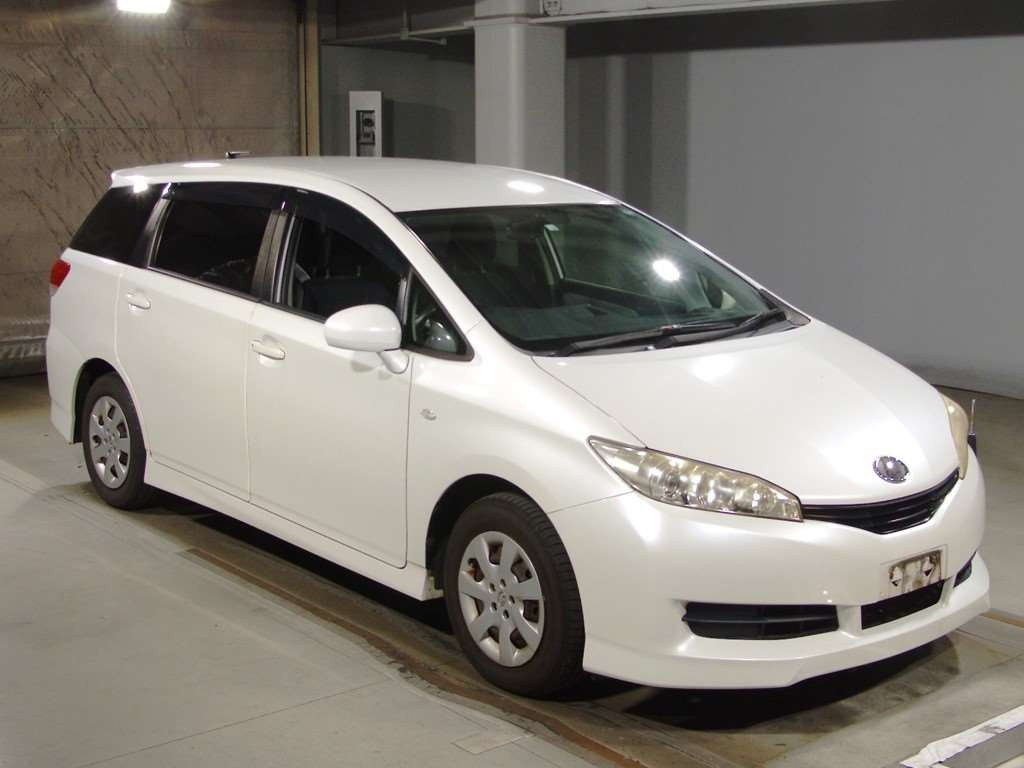 2010 Toyota Wish ZGE20G[2]