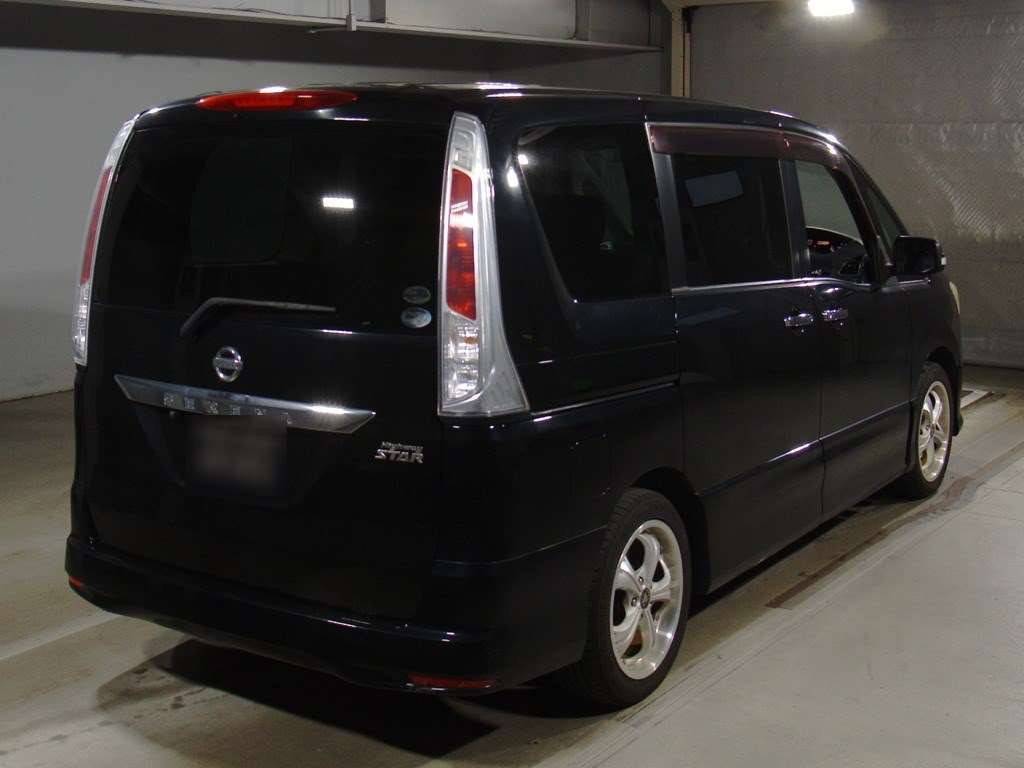 2011 Nissan Serena FC26[1]