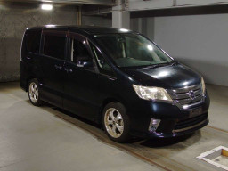 2011 Nissan Serena