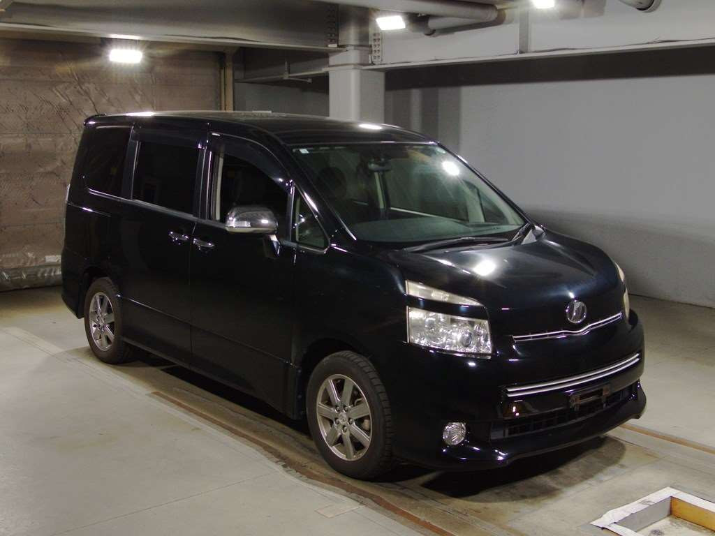 2008 Toyota Voxy ZRR70W[2]