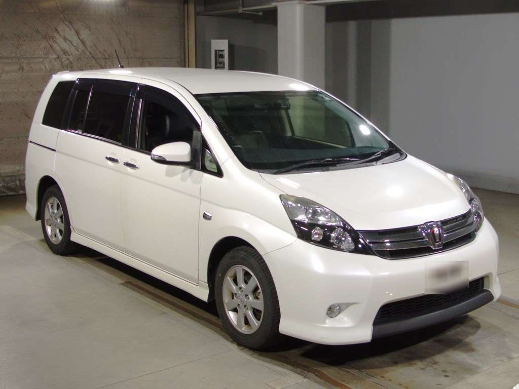 2014 Toyota Isis ZGM10W[2]