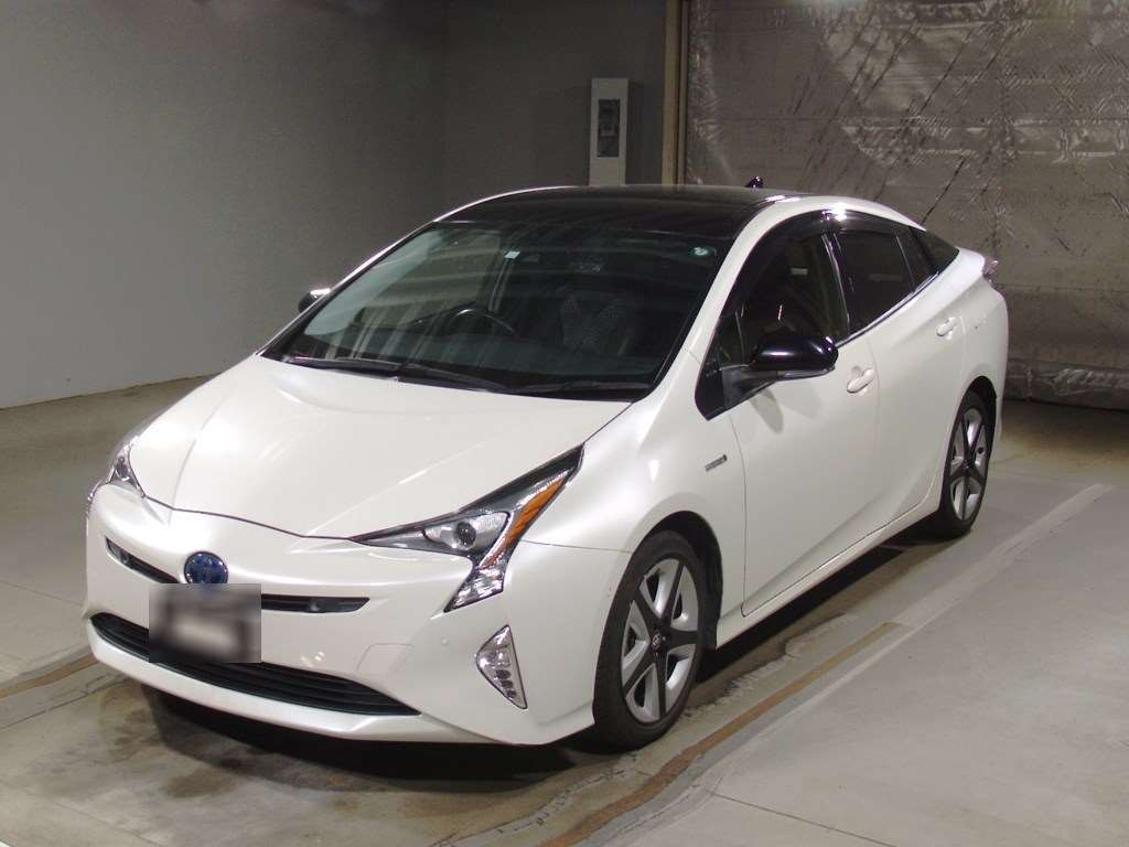 2018 Toyota Prius ZVW50[0]