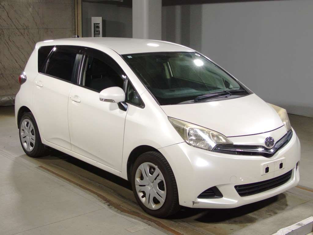 2012 Toyota Ractis NCP125[2]