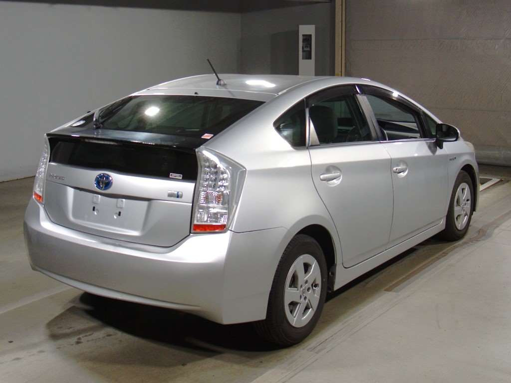 2011 Toyota Prius ZVW30[1]