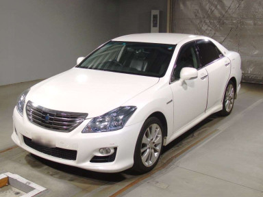 2010 Toyota Crown Hybrid