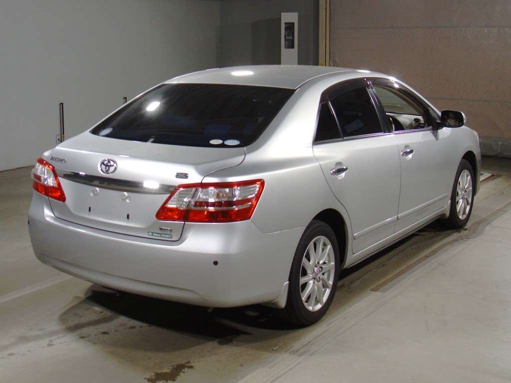 2010 Toyota Premio ZRT260[1]