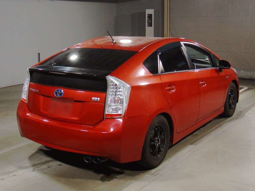 2011 Toyota Prius ZVW30[1]