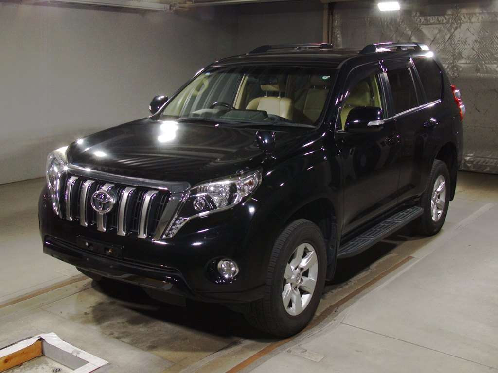 2017 Toyota Land Cruiser Prado GDJ150W[0]