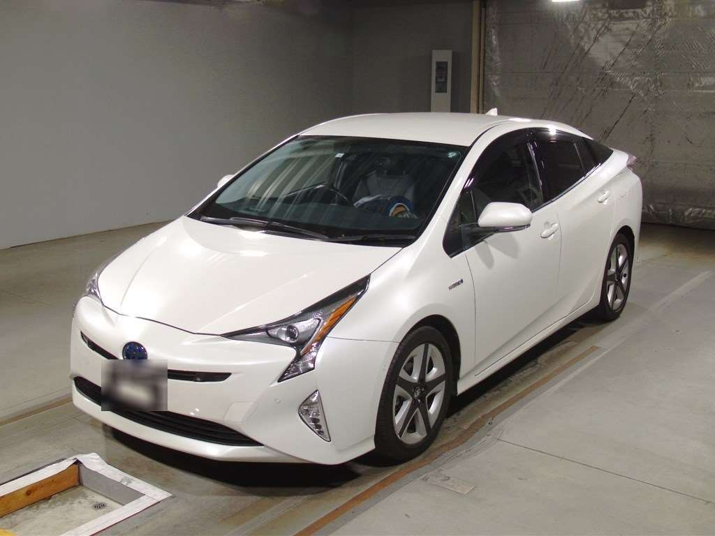 2018 Toyota Prius ZVW51[0]