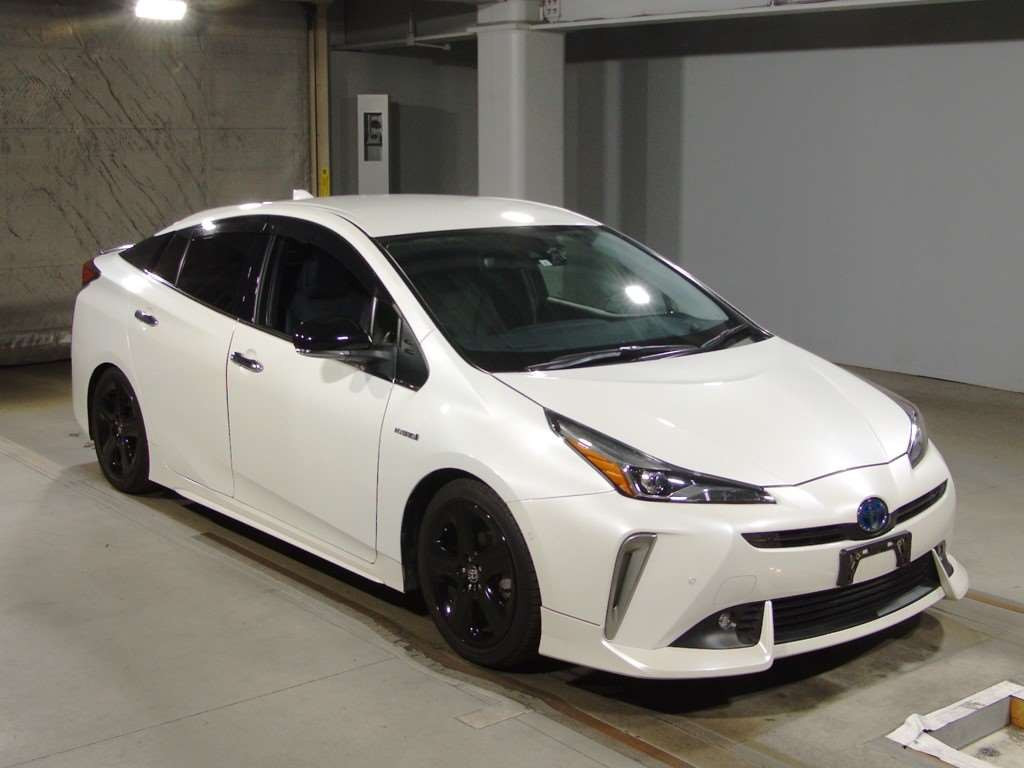 2019 Toyota Prius ZVW51[2]