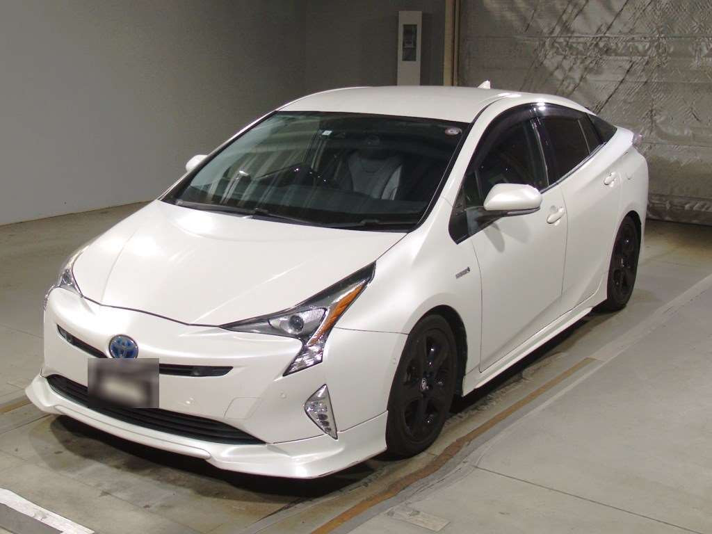 2016 Toyota Prius ZVW51[0]