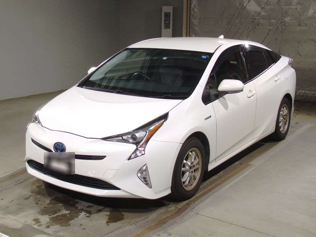 2017 Toyota Prius ZVW50[0]