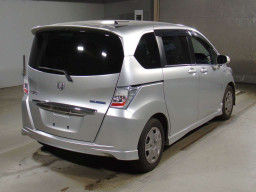 2011 Honda Freed hybrid