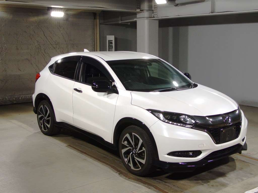 2017 Honda VEZEL RU1[2]