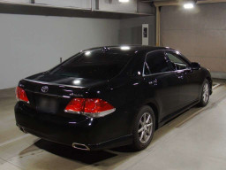 2012 Toyota Crown