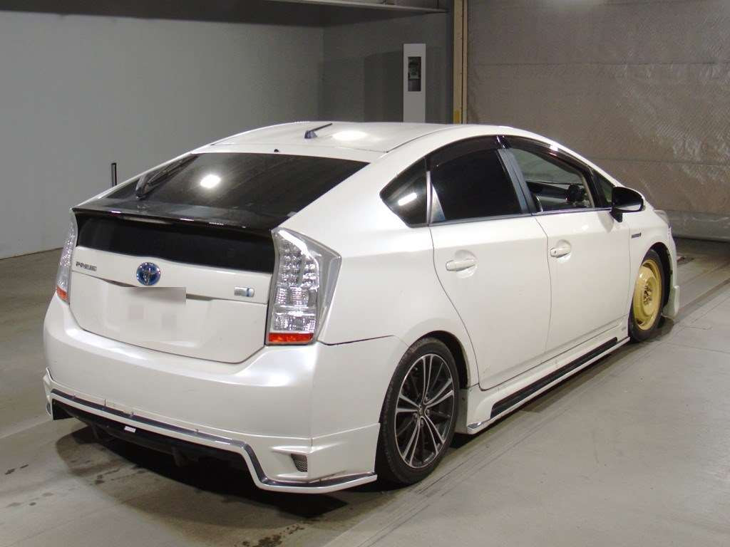 2009 Toyota Prius ZVW30[1]