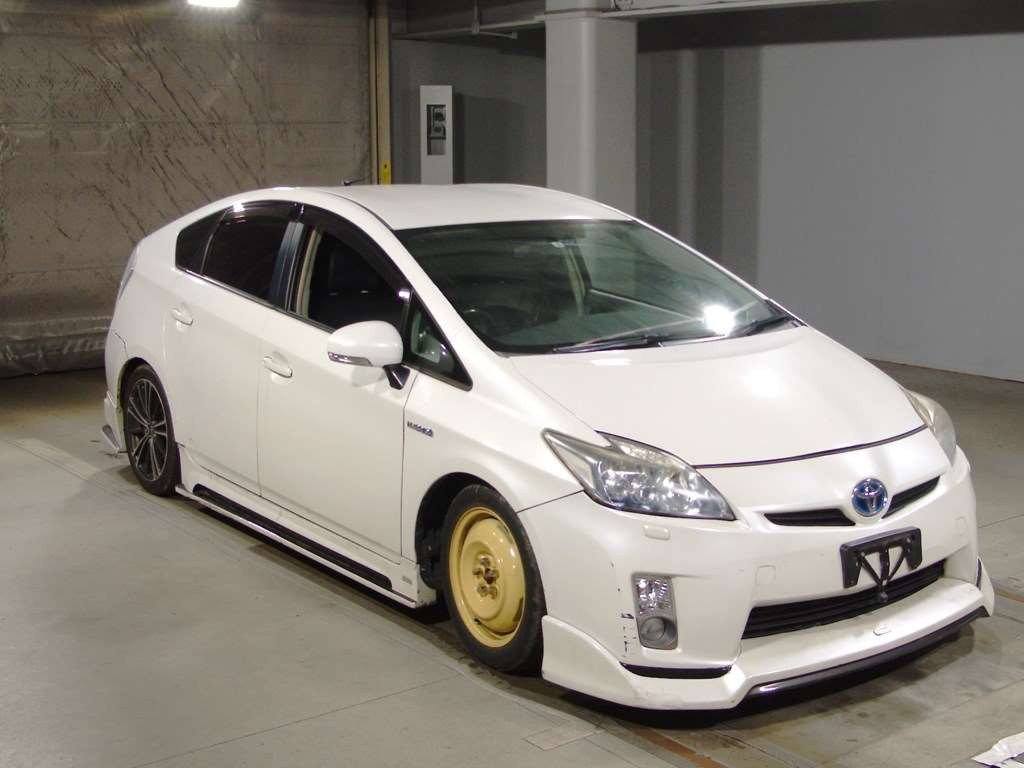 2009 Toyota Prius ZVW30[2]