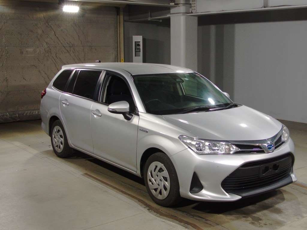 2019 Toyota Corolla Fielder NKE165G[2]