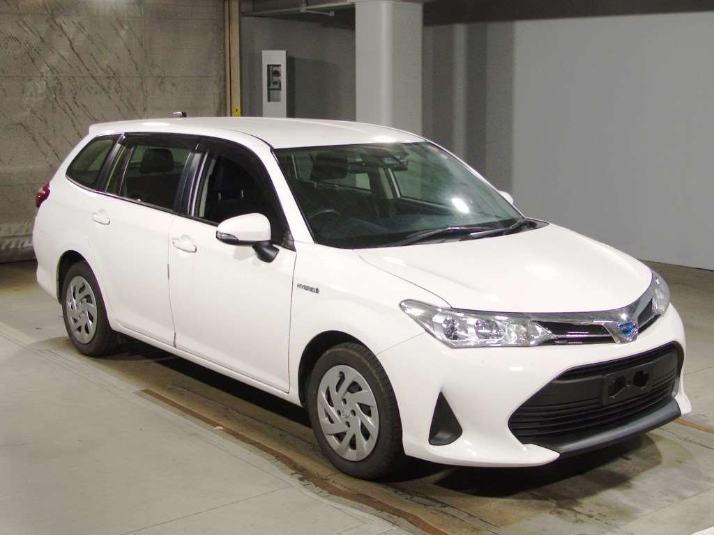 2019 Toyota Corolla Fielder NKE165G[2]