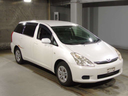 2005 Toyota Wish