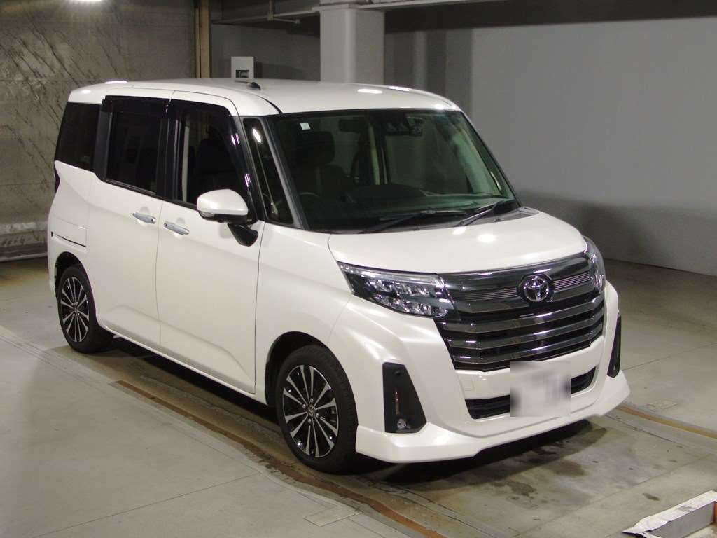 2021 Toyota Roomy M900A[2]