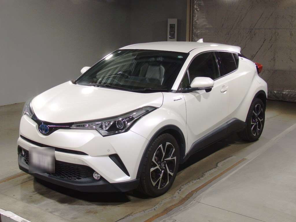 2017 Toyota C-HR ZYX10[0]