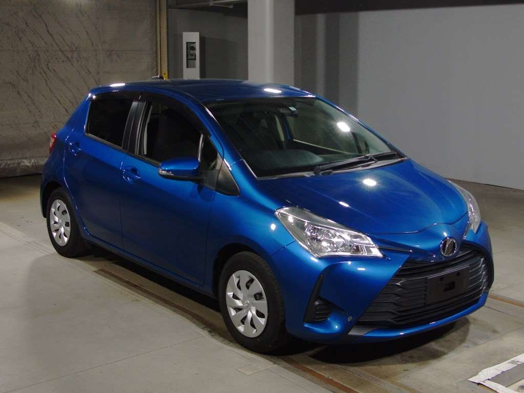 2017 Toyota Vitz NSP130[2]