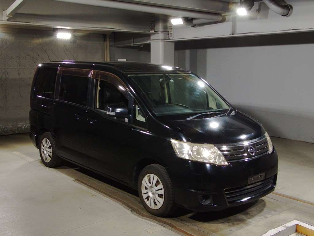 2009 Nissan Serena C25[2]