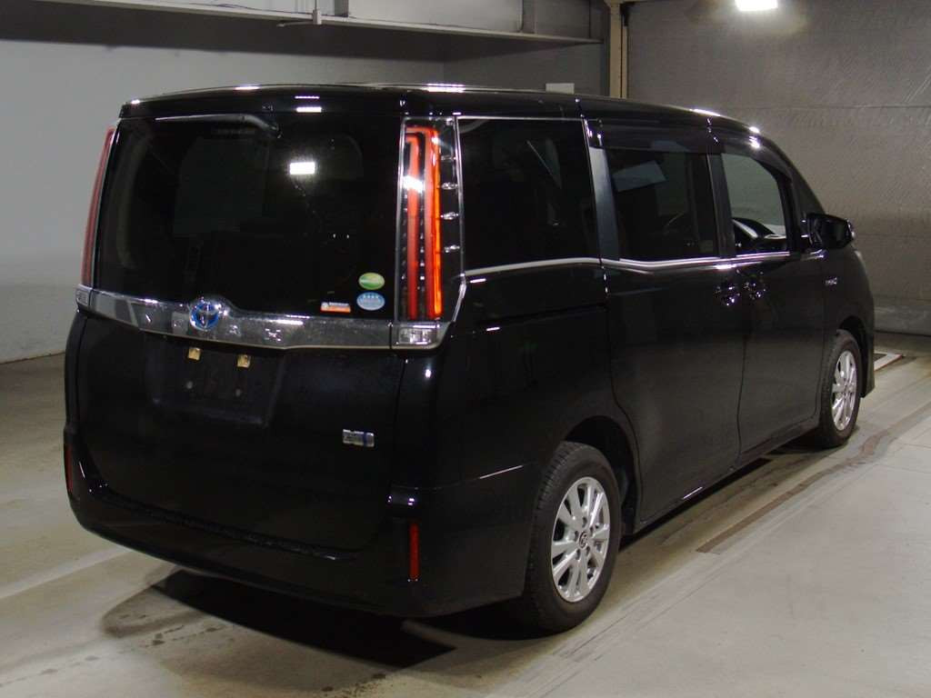 2019 Toyota Noah ZWR80G[1]