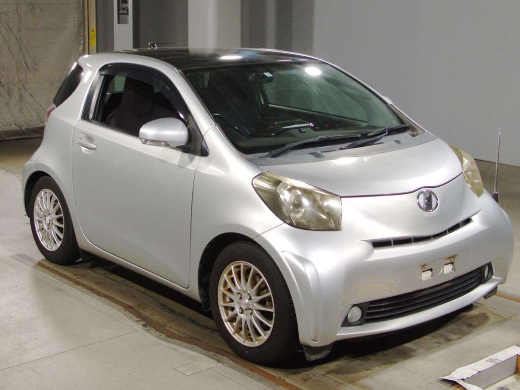 2009 Toyota iQ NGJ10[2]