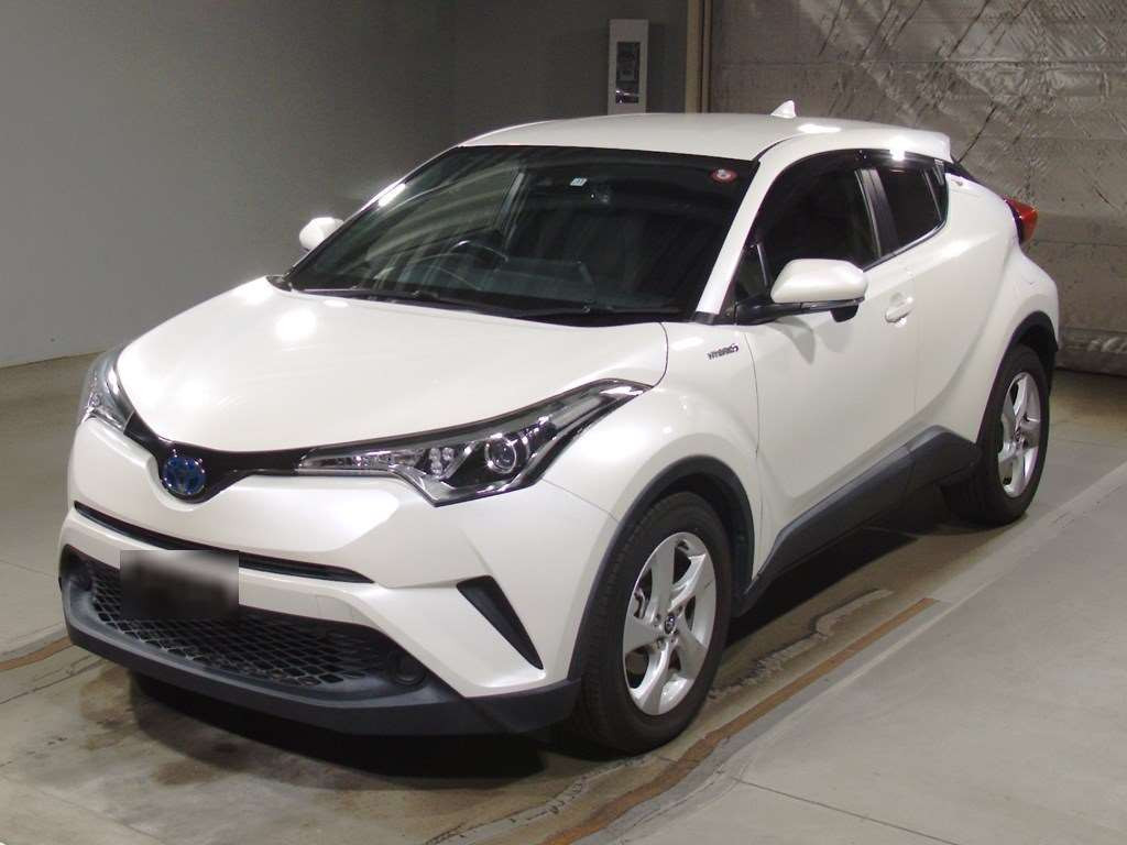 2017 Toyota C-HR ZYX10[0]