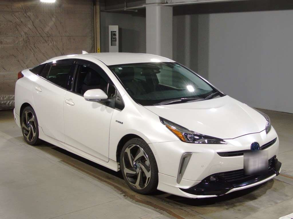 2019 Toyota Prius ZVW51[2]