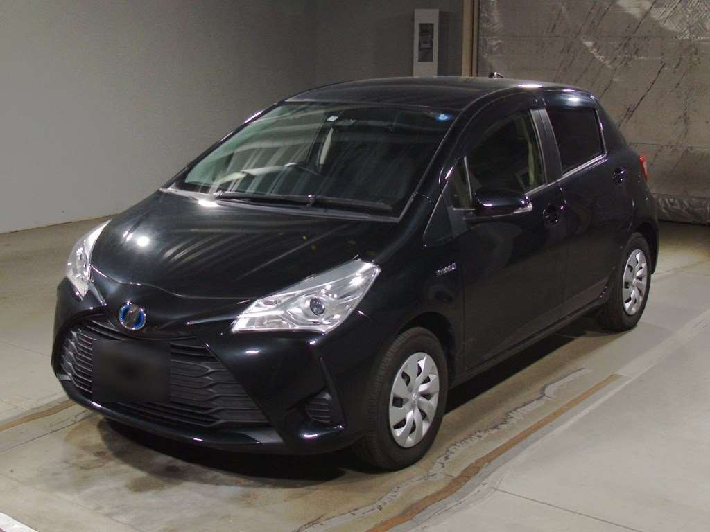 2019 Toyota Vitz NHP130[0]